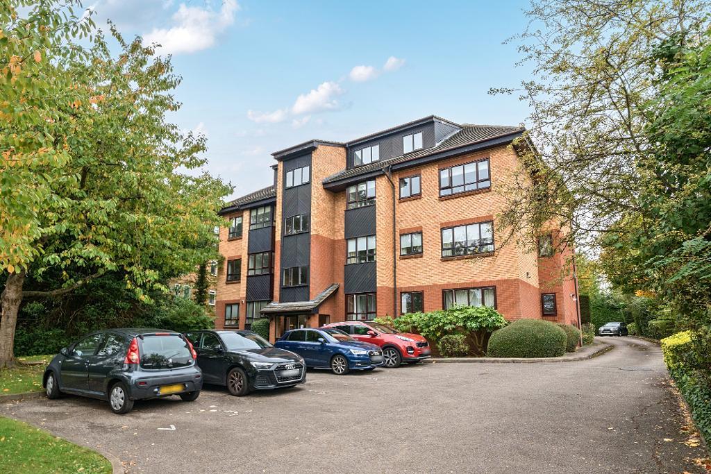 Bycullah Road, Enfield, London, UK, EN2 8EG