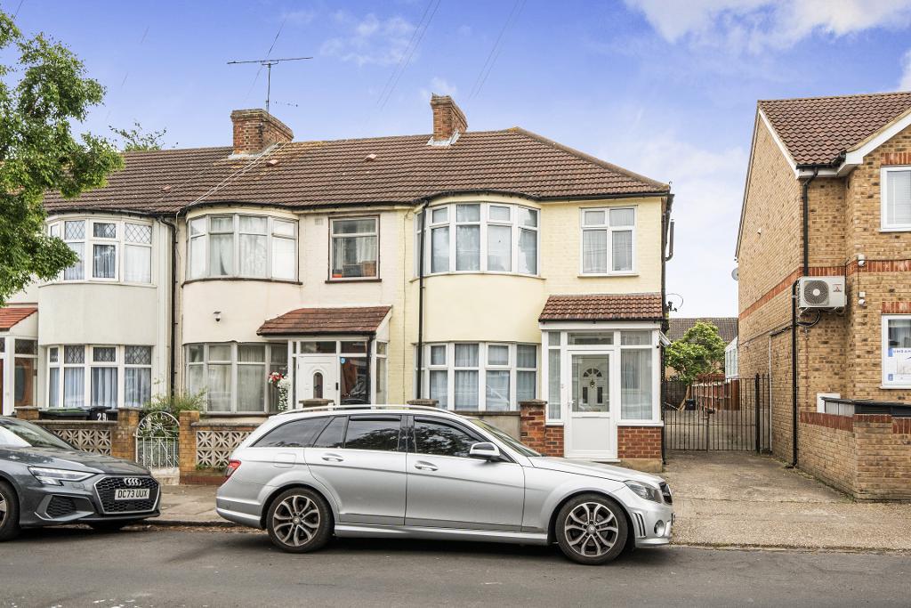 Granville Ave, Edmonton, London, N9 0EY